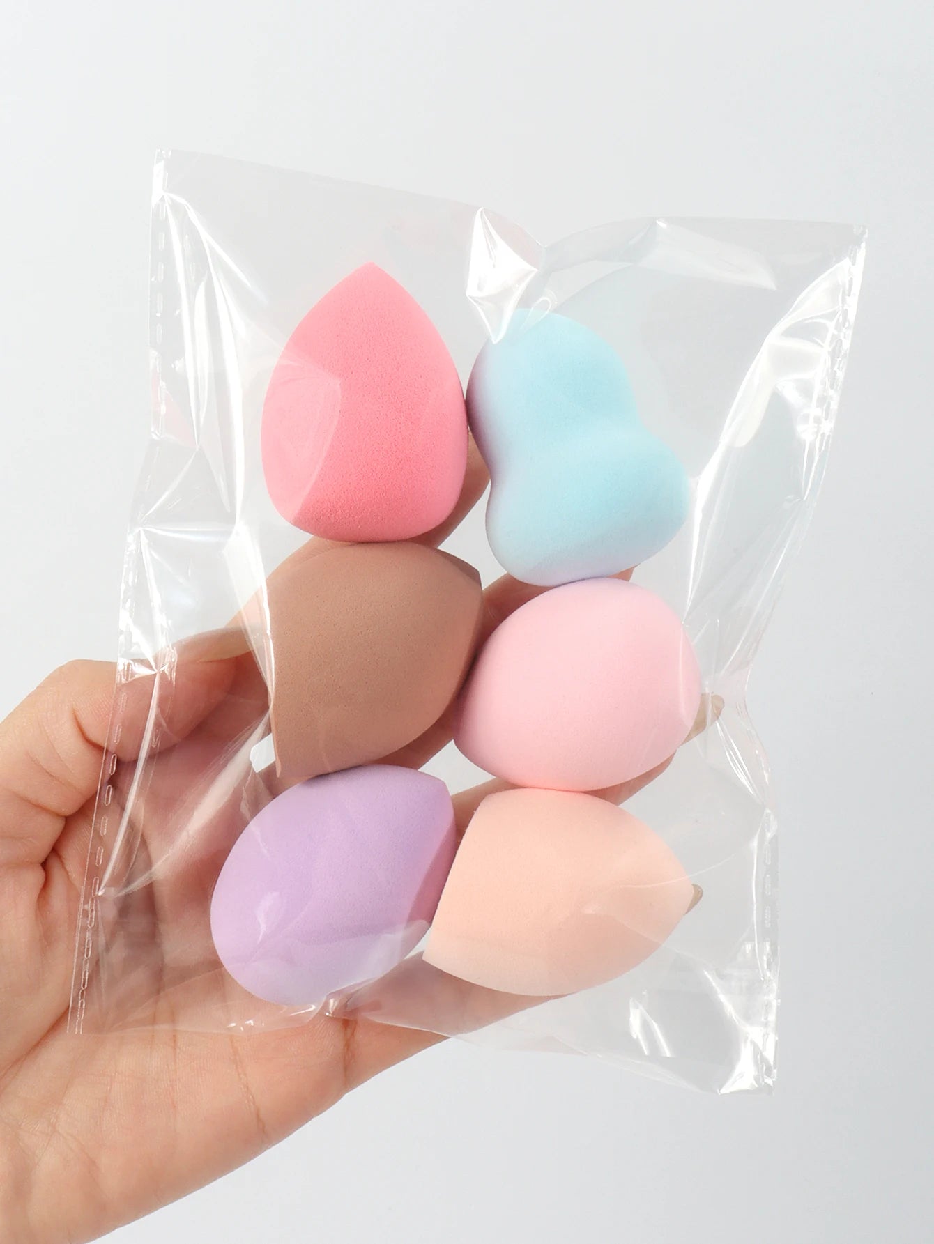 Medium Beauty Sponge Pieces